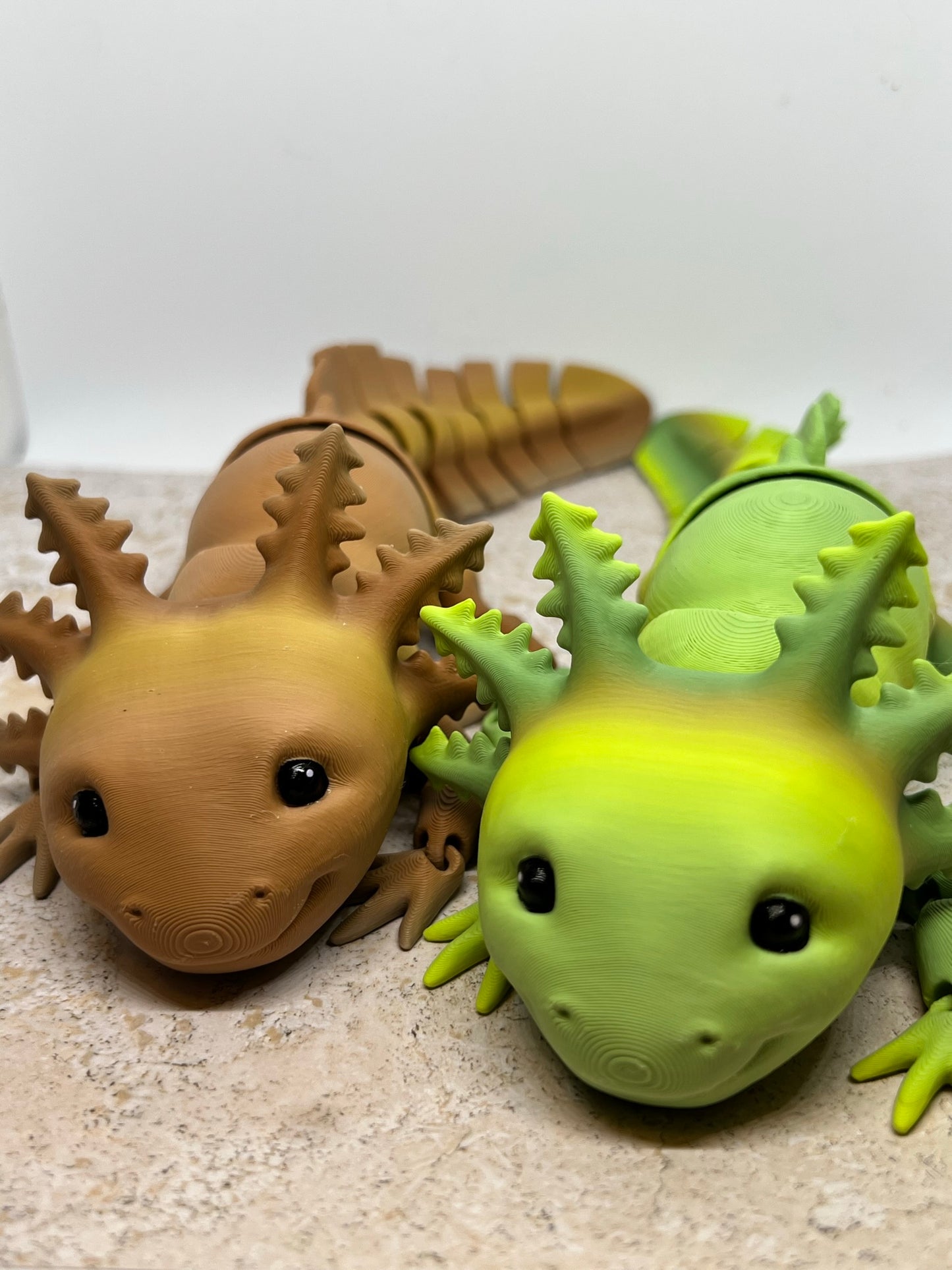 Smiling Axolotl - Medium (Solid Head Fins)