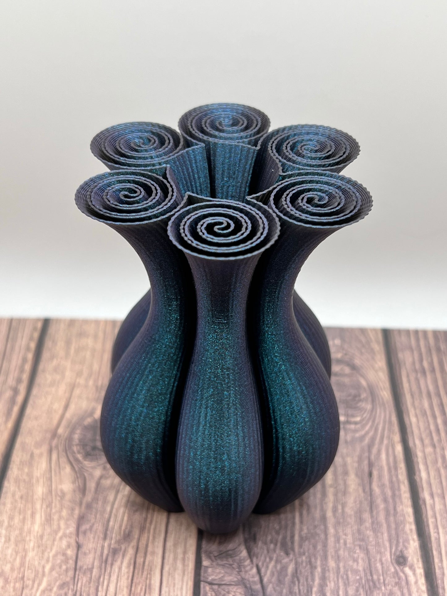 Hexacoil Vase - Small