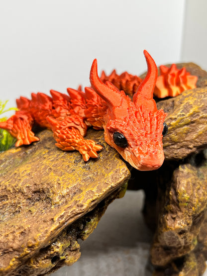 Horned Dragon with Scales - Medium