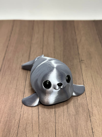 Baby Seal Flexi - Small (LIG)